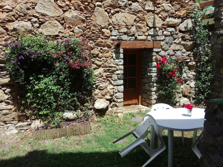 La Borda De Sesue Villa Buitenkant foto
